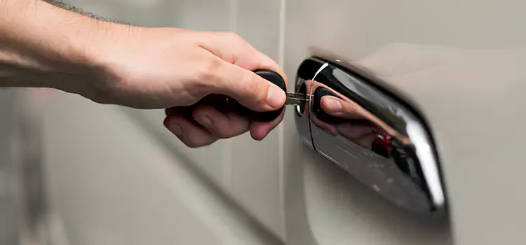 Why Choose Our Auto Locksmith Team in East Hill-Meridian, WA?