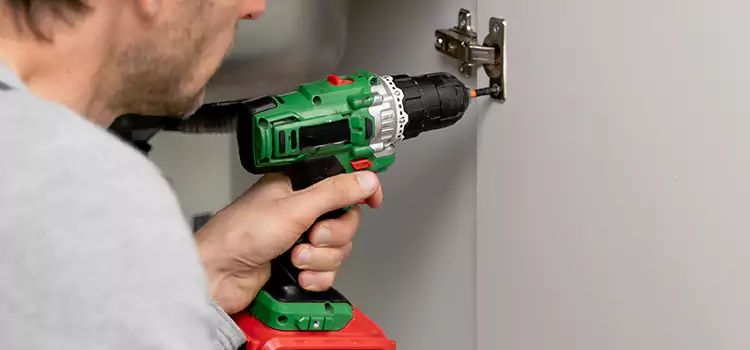 Commercial Door Hinge Repair East Hill-Meridian