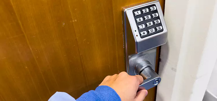Why Choose Us for Your Keypad Lock Needs in East Hill-Meridian, WA?